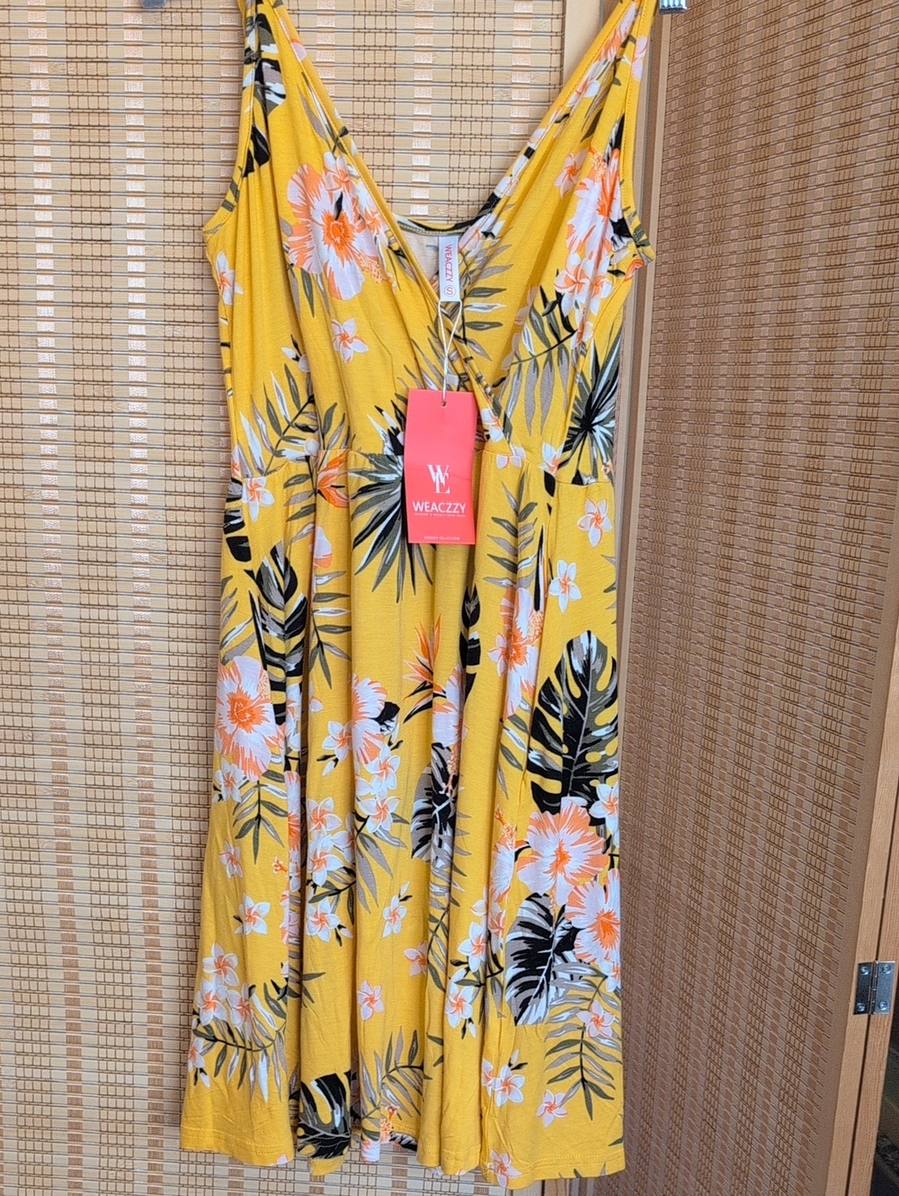 Weaczzy Yellow Floral V-Neck Midi Dress With Pockets